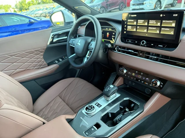 Nuevos MITSUBISHI OUTLANDER PHEV à Estados chez autogozo