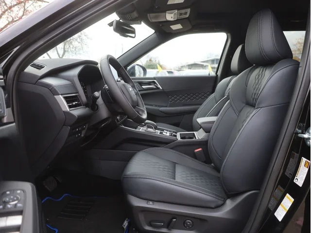 Nuevos MITSUBISHI OUTLANDER PHEV à Estados chez autogozo