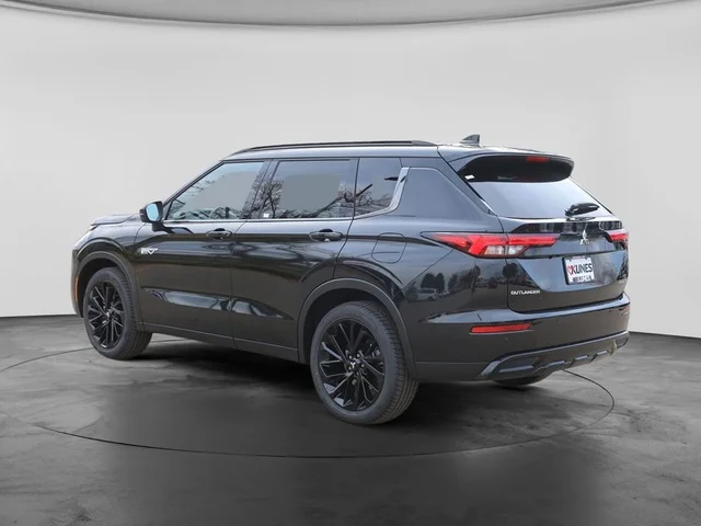 Nuevos MITSUBISHI OUTLANDER PHEV à Estados chez autogozo