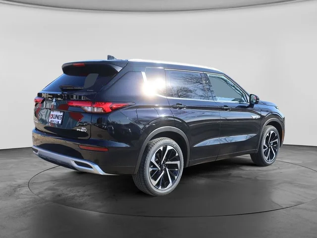 Nuevos MITSUBISHI OUTLANDER PHEV à Estados chez autogozo