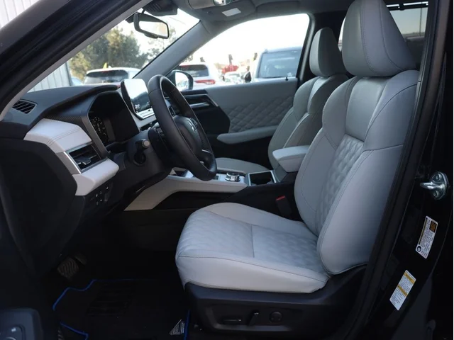 Nuevos MITSUBISHI OUTLANDER PHEV à Estados chez autogozo