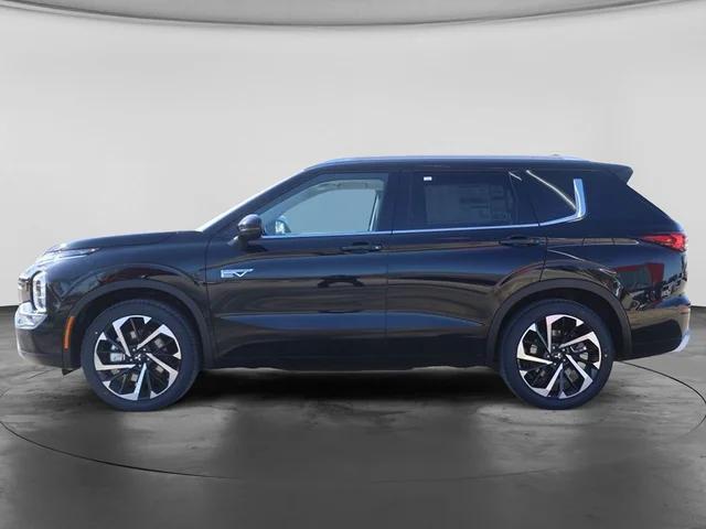 Nuevos MITSUBISHI OUTLANDER PHEV à Estados chez autogozo