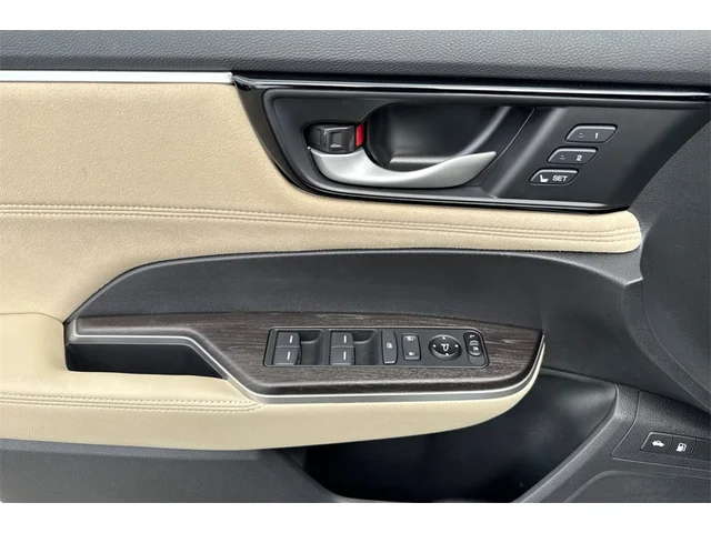 Pre-Owned HONDA Clarity Plug-In Hybrid at Anderson Honda in Palo Alto