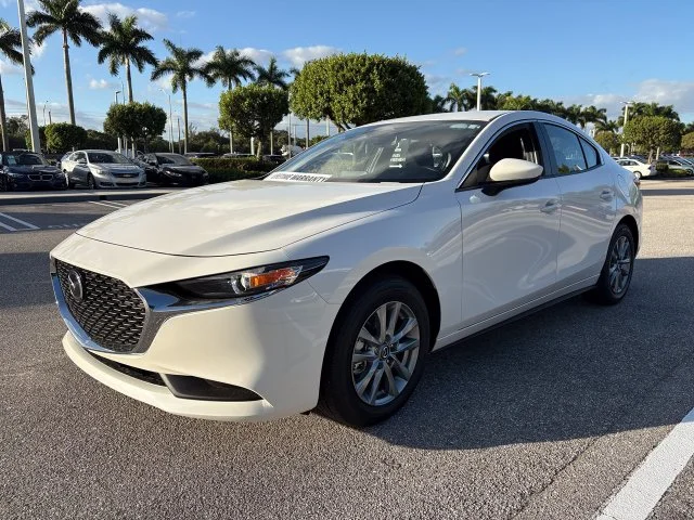 Nuevos MAZDA MAZDA3 à Estados chez autogozo