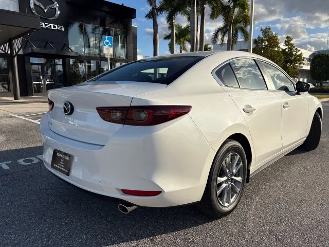 Nuevos MAZDA MAZDA3 à Estados chez autogozo