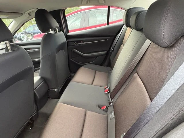 Nuevos MAZDA MAZDA3 à Estados chez autogozo