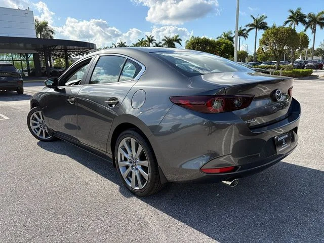 Nuevos MAZDA MAZDA3 à Estados chez autogozo