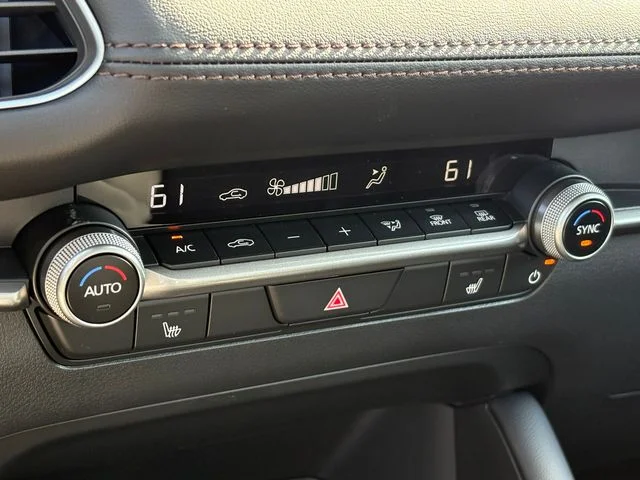 Nuevos MAZDA MAZDA3 à Estados chez autogozo