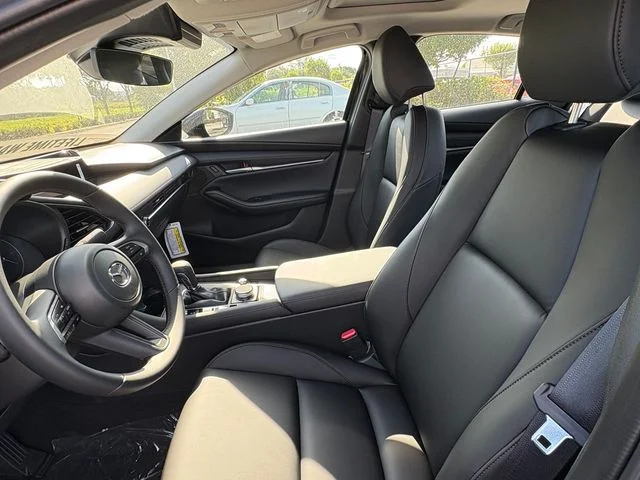 Nuevos MAZDA MAZDA3 à Estados chez autogozo