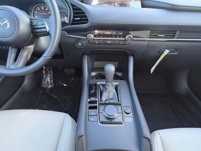 Nuevos MAZDA MAZDA3 à Estados chez autogozo