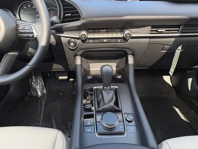 Nuevos MAZDA MAZDA3 à Estados chez autogozo