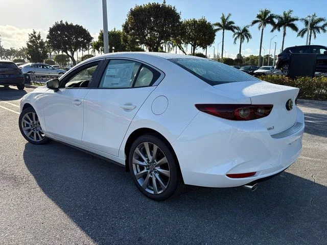 Nuevos MAZDA MAZDA3 à Estados chez autogozo