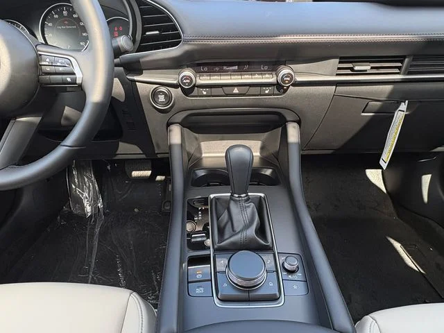 Nuevos MAZDA MAZDA3 à Estados chez autogozo