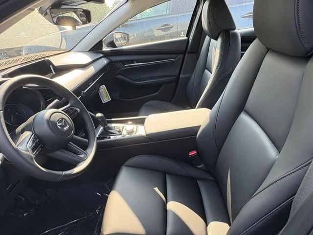 Nuevos MAZDA MAZDA3 à Estados chez autogozo