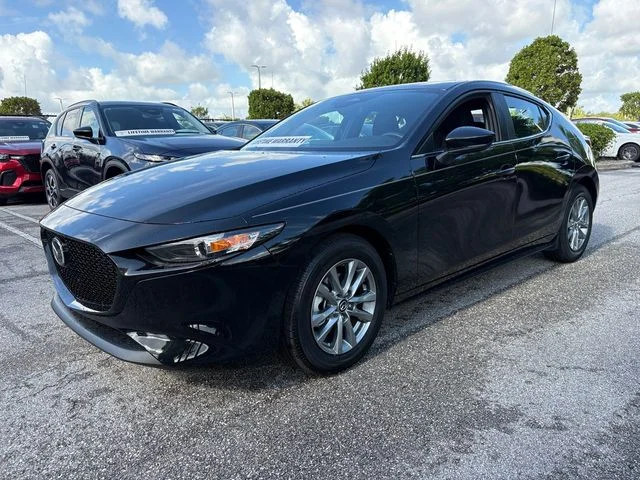Nuevos MAZDA MAZDA3 à Estados chez autogozo