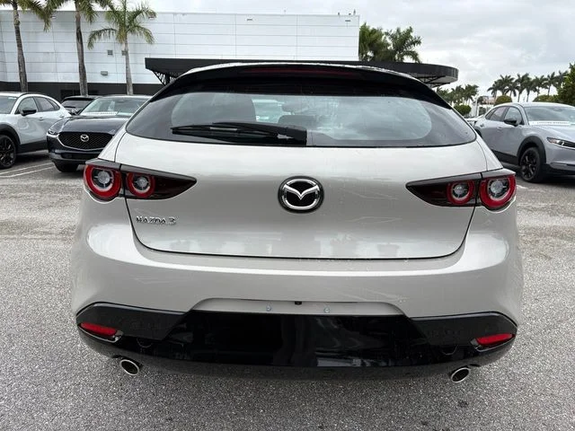 Nuevos MAZDA MAZDA3 à Estados chez autogozo