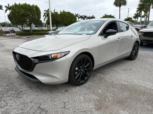 Nuevos MAZDA MAZDA3 à Estados chez autogozo