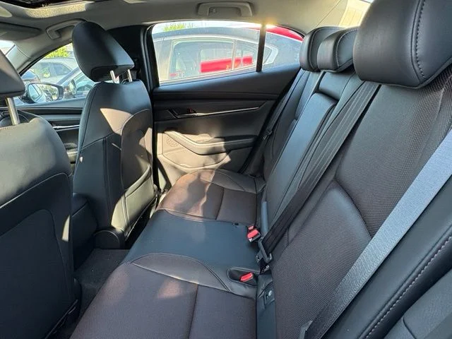 Nuevos MAZDA MAZDA3 à Estados chez autogozo