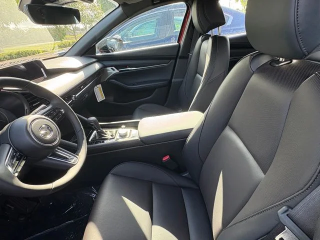 Nuevos MAZDA MAZDA3 à Estados chez autogozo