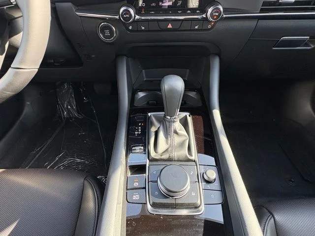 Nuevos MAZDA MAZDA3 à Estados chez autogozo