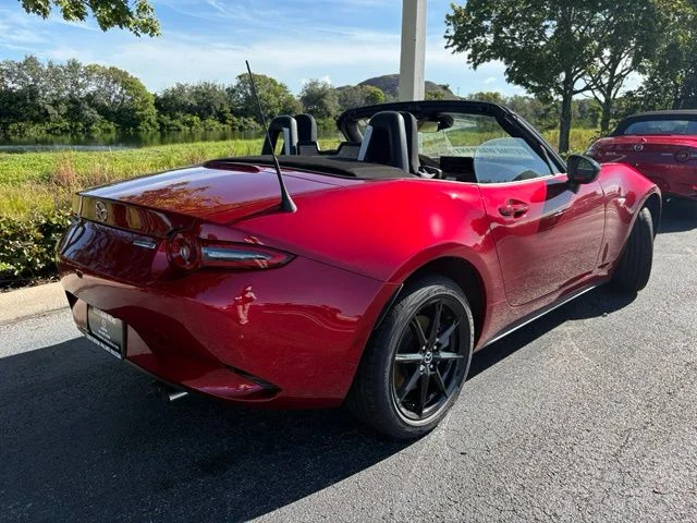 Nuevos MAZDA MX-5 MIATA à Estados chez autogozo