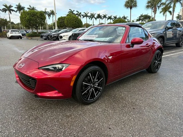 Nuevos MAZDA MX-5 MIATA à Estados chez autogozo