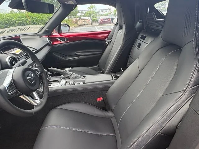 Nuevos MAZDA MX-5 MIATA à Estados chez autogozo