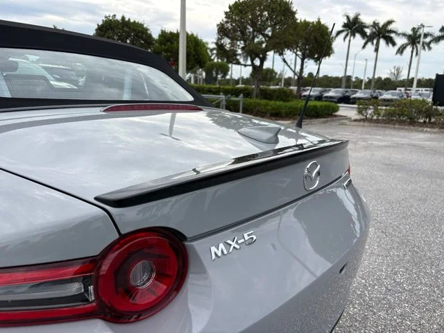 Nuevos MAZDA MX-5 MIATA à Estados chez autogozo
