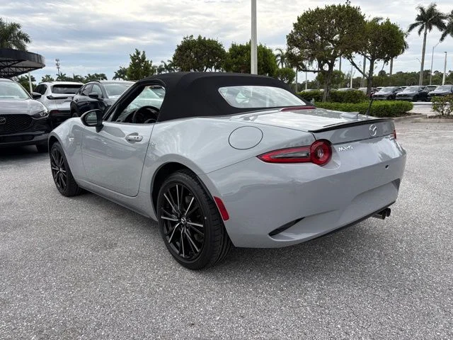 Nuevos MAZDA MX-5 MIATA à Estados chez autogozo