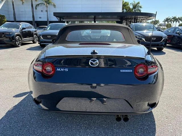Nuevos MAZDA MX-5 MIATA à Estados chez autogozo