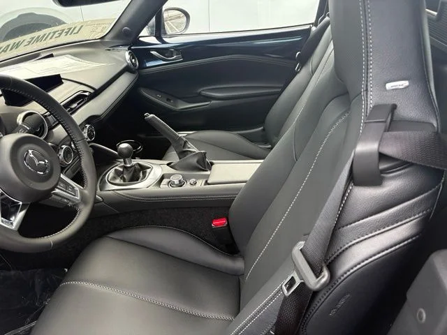 Nuevos MAZDA MX-5 MIATA à Estados chez autogozo