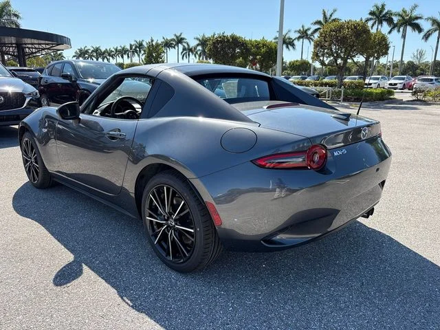Nuevos MAZDA MX-5 MIATA RF à Estados chez autogozo