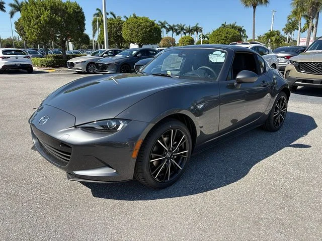 Nuevos MAZDA MX-5 MIATA RF à Estados chez autogozo