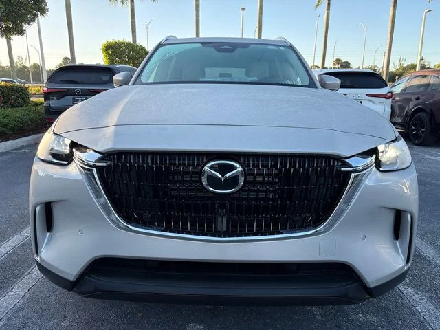 Nuevos MAZDA CX-90 à Estados chez autogozo
