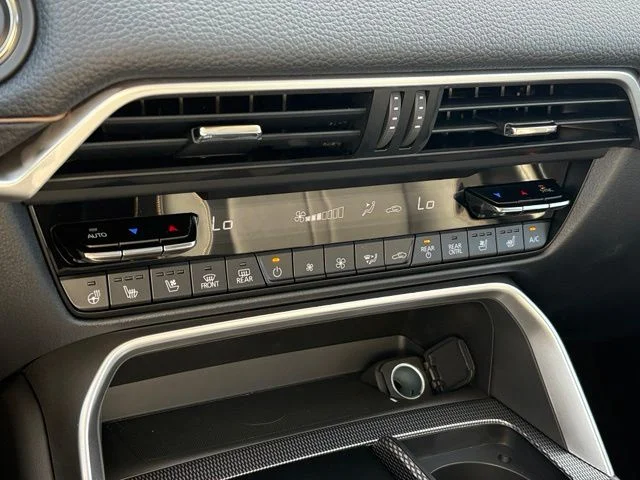 Nuevos MAZDA CX-90 PHEV à Estados chez autogozo