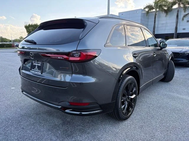Nuevos MAZDA CX-90 à Estados chez autogozo