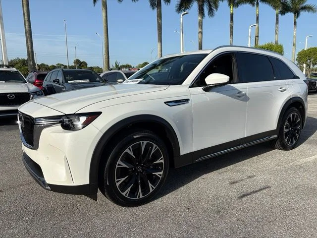 Nuevos MAZDA CX-90 PHEV à Estados chez autogozo