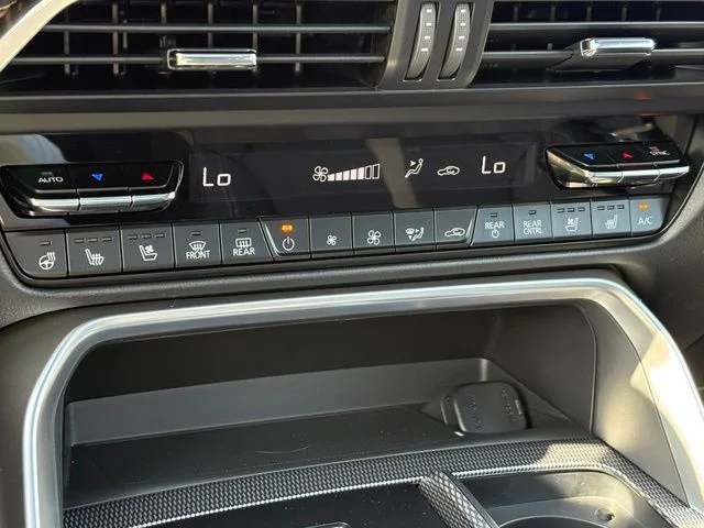 Nuevos MAZDA CX-90 à Estados chez autogozo