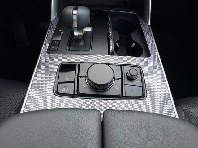 Nuevos MAZDA CX-90 à Estados chez autogozo