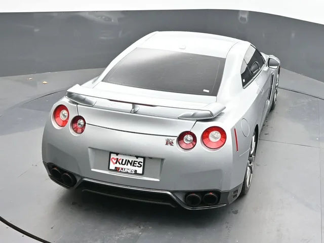 SEMINUEVOS NISSAN GT-R a Estados en autogozo