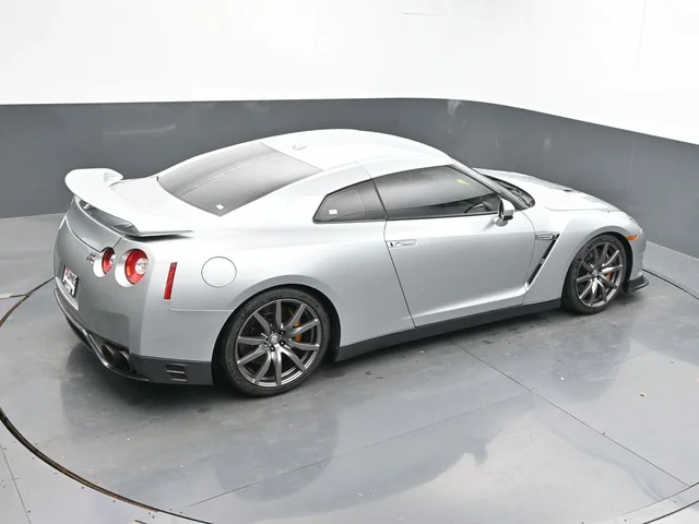 SEMINUEVOS NISSAN GT-R a Estados en autogozo