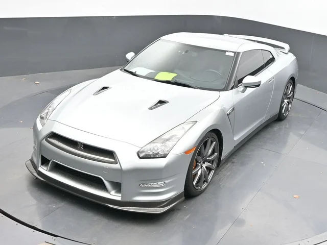 SEMINUEVOS NISSAN GT-R a Estados en autogozo
