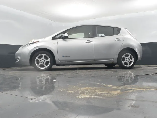SEMINUEVOS NISSAN Leaf a Estados en autogozo