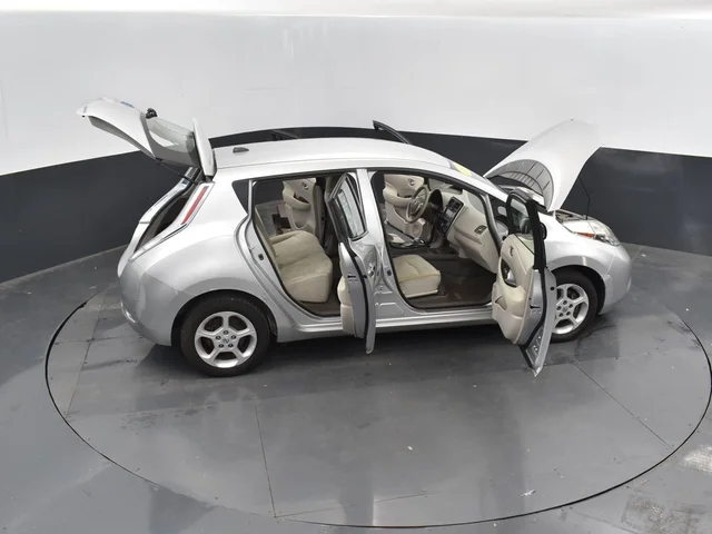 SEMINUEVOS NISSAN Leaf a Estados en autogozo
