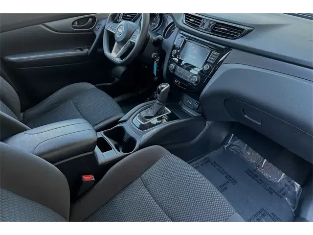 SEMINUEVOS NISSAN Rogue Sport a Estados en autogozo