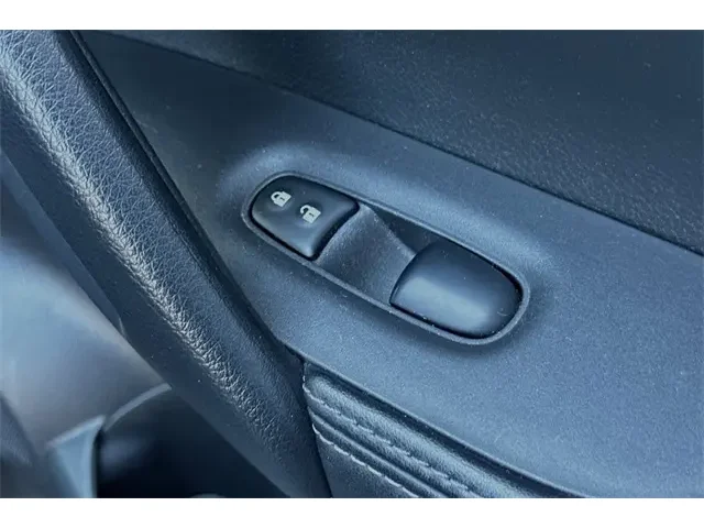 SEMINUEVOS NISSAN Rogue Sport a Estados en autogozo