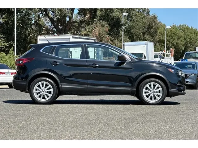 SEMINUEVOS NISSAN Rogue Sport a Estados en autogozo