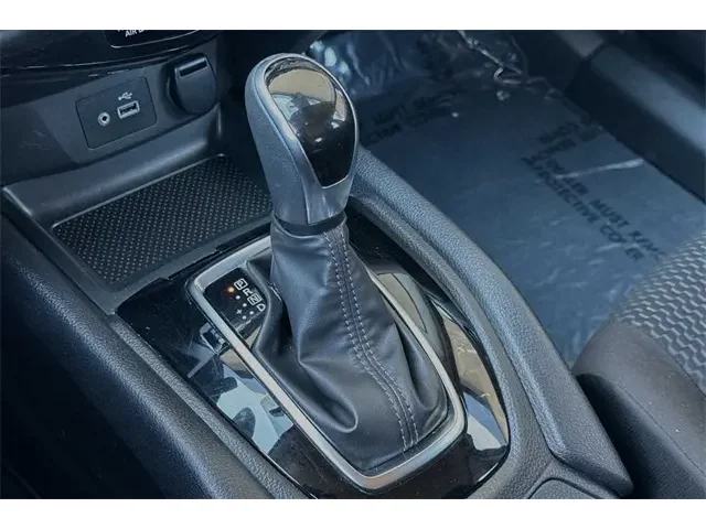SEMINUEVOS NISSAN Rogue Sport a Estados en autogozo