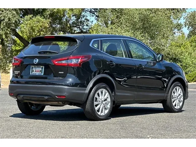 SEMINUEVOS NISSAN Rogue Sport a Estados en autogozo
