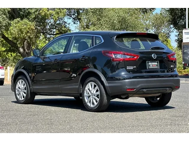 SEMINUEVOS NISSAN Rogue Sport a Estados en autogozo